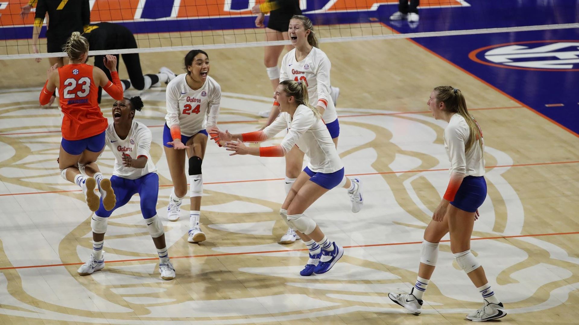 UF Volleyball: Gators Secure Comeback Victory over Missouri Tigers - Alachua Chronicle