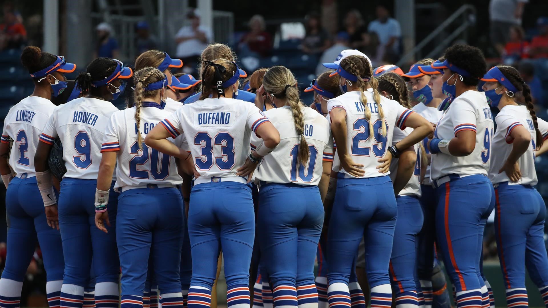 UF Softball No. 3 Gators Edged Out by Gamecocks to Open Series