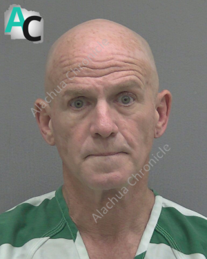 Man arrested for knocking on motel door while nude